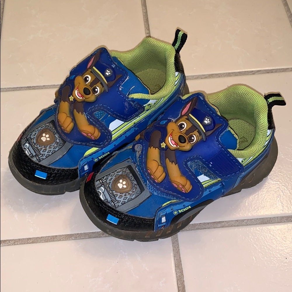 Paw Patrol light up tennis shoes